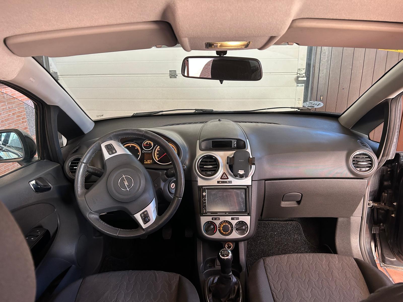 Opel Corsa 1.2 Essentia