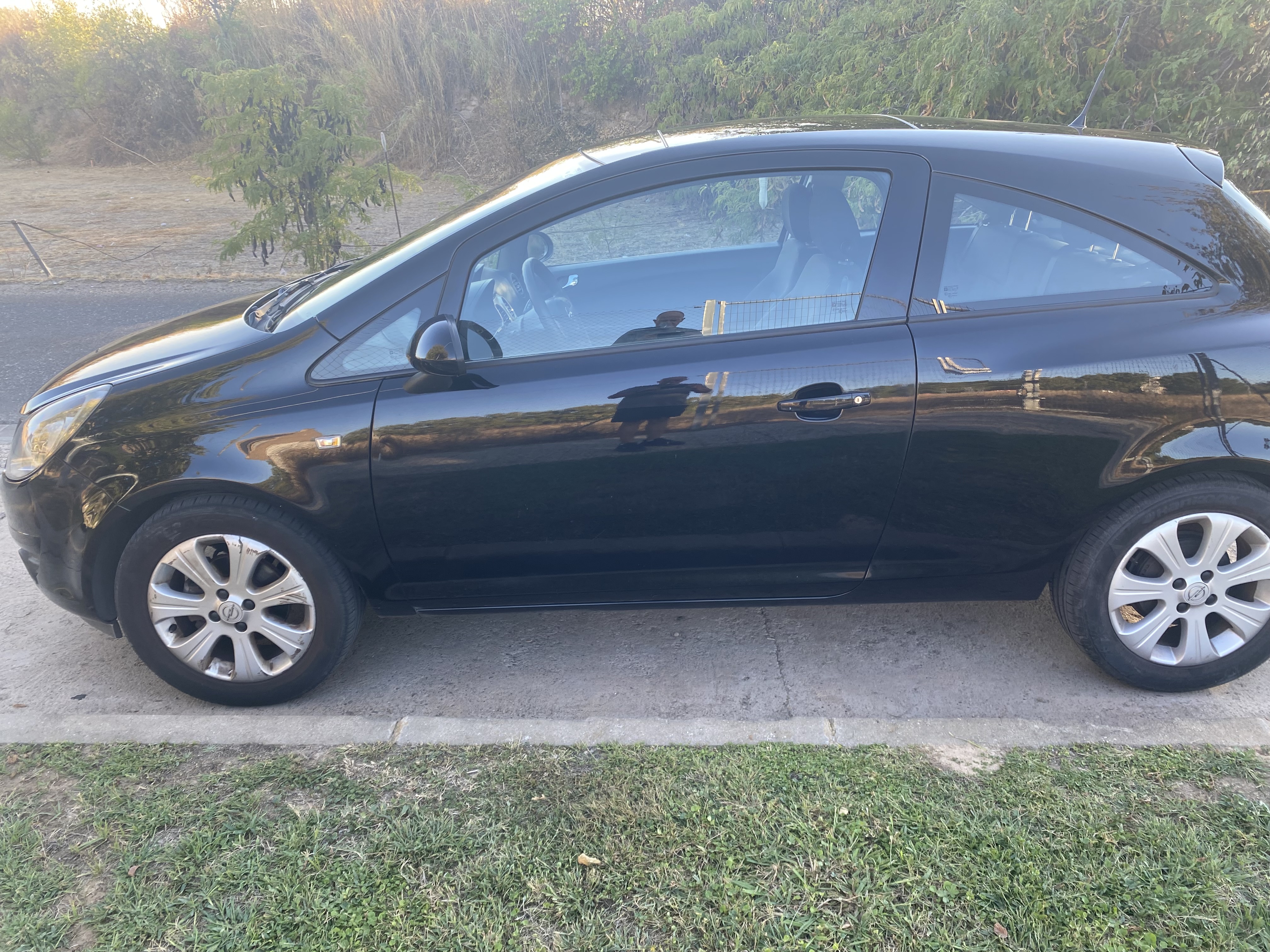 Opel Corsa 1.3 CDTI Enjoy 75 CV – 115929km – 1 PROPIETARIO – TECHO SOLAR