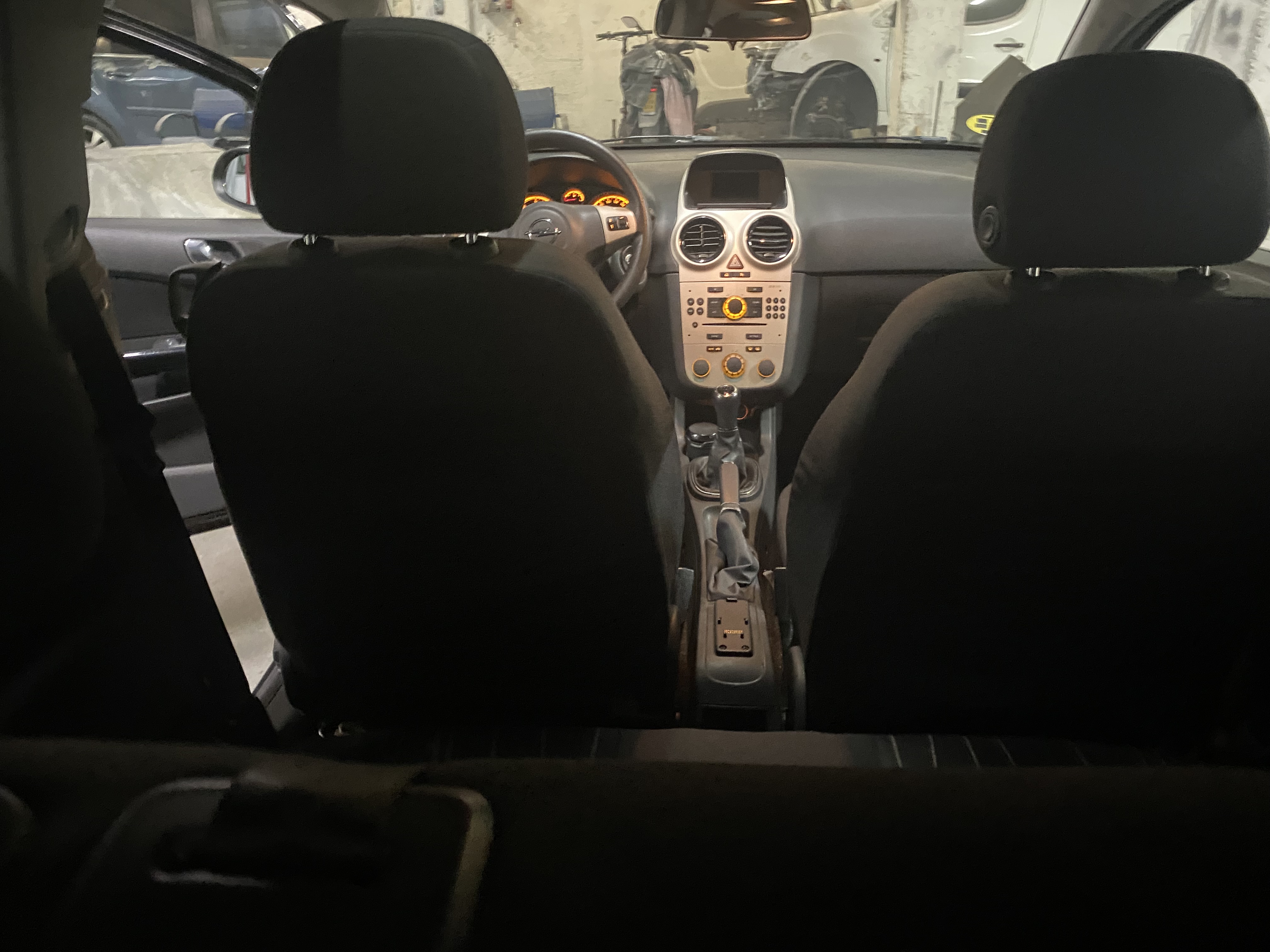 Opel Corsa 1.3 CDTI Enjoy 75 CV – 115929km – 1 PROPIETARIO – TECHO SOLAR