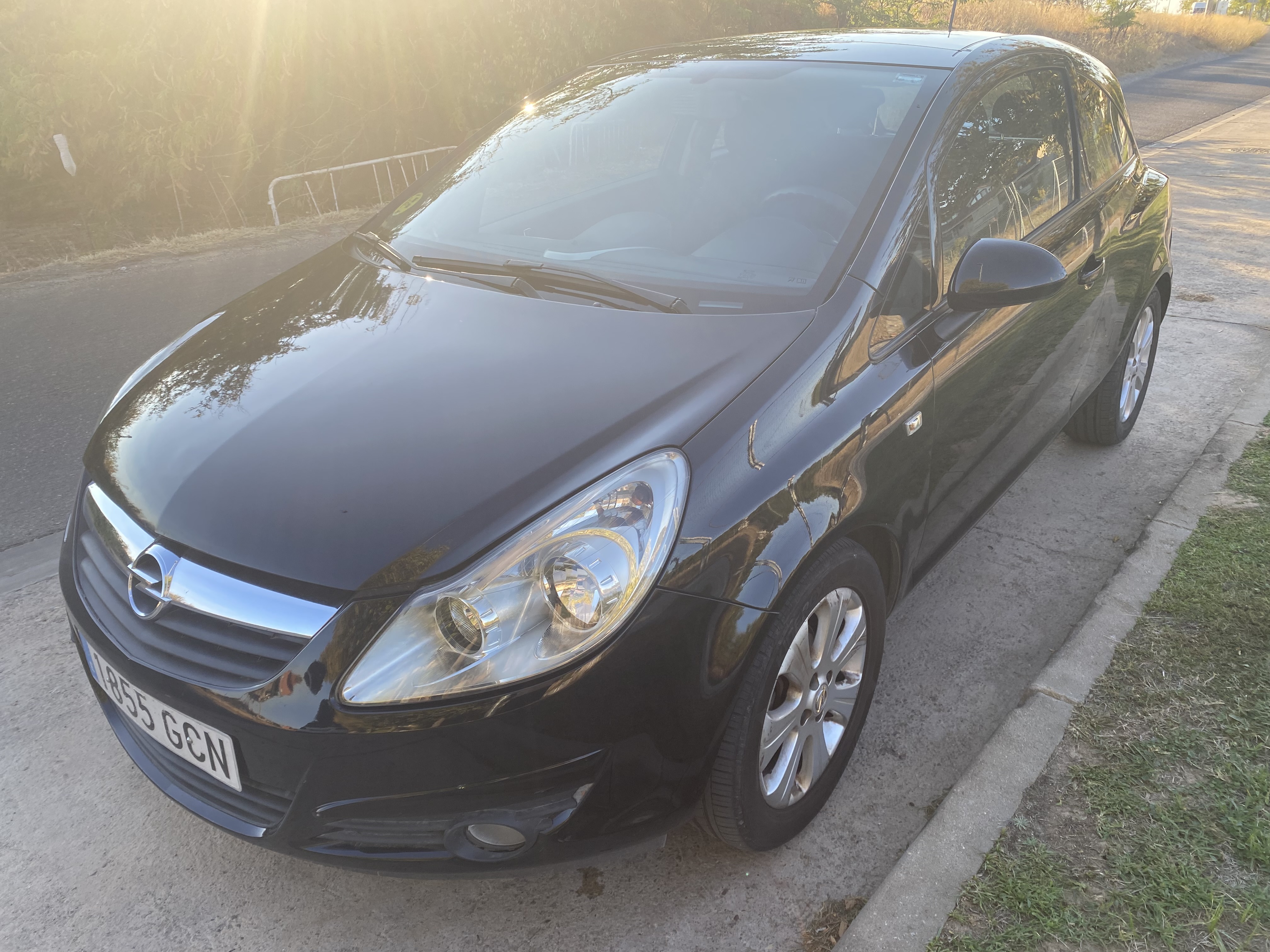 Opel Corsa 1.3 CDTI Enjoy 75 CV – 115929km – 1 PROPIETARIO – TECHO SOLAR