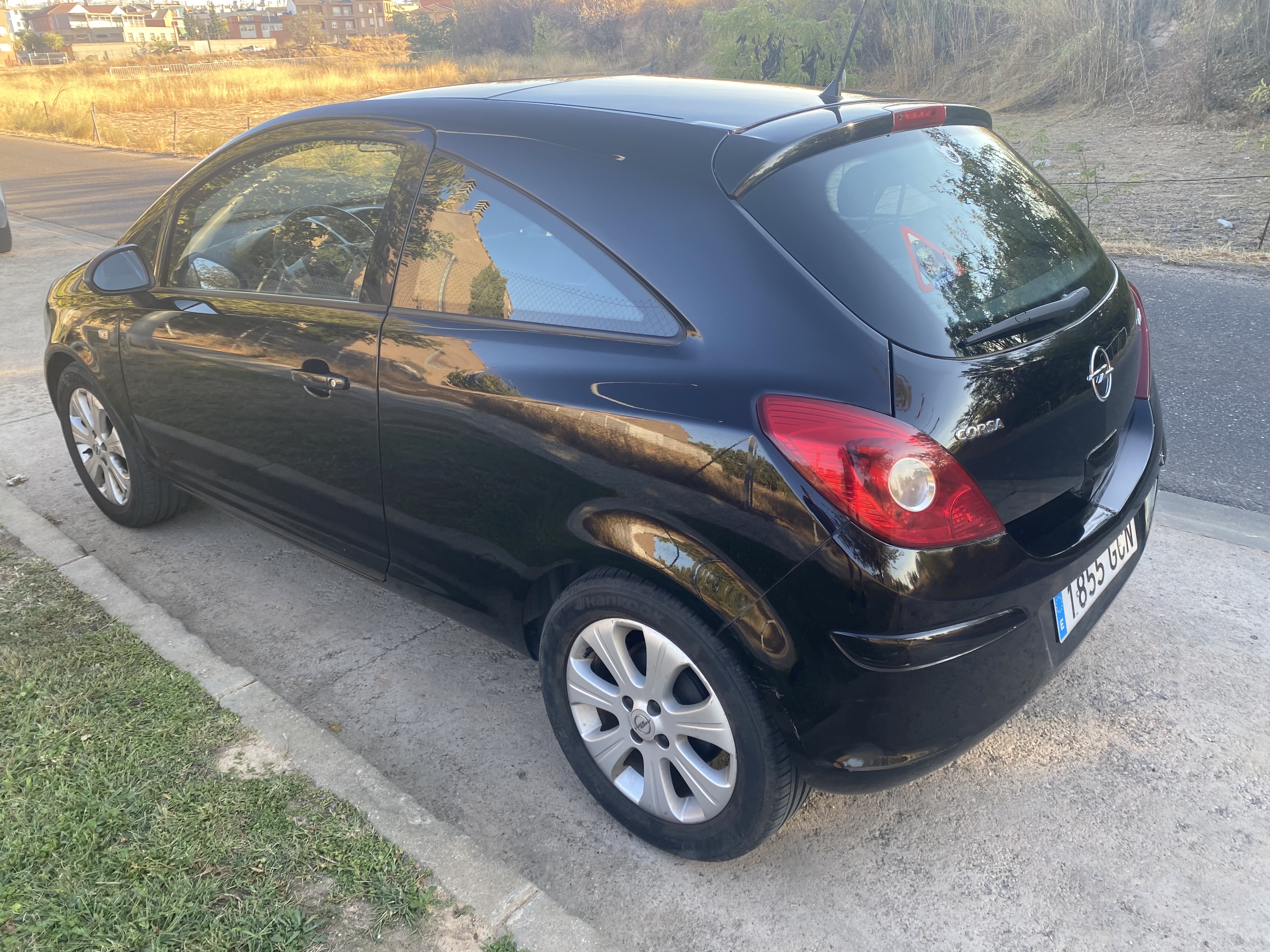 Opel Corsa 1.3 CDTI Enjoy 75 CV – 115929km – 1 PROPIETARIO – TECHO SOLAR
